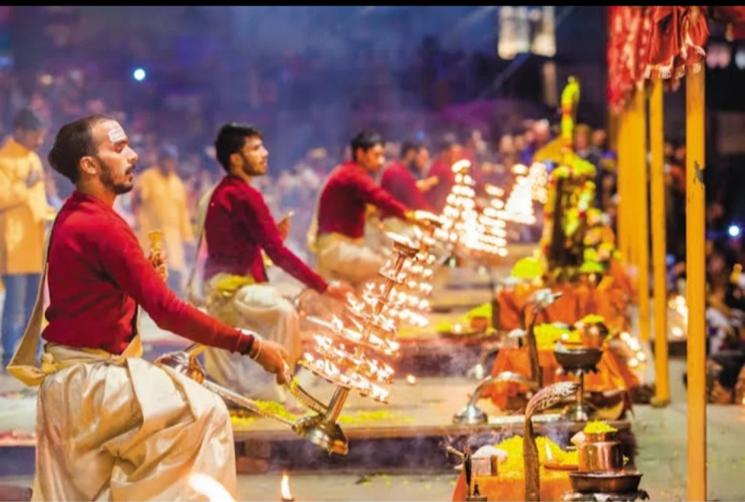 Ganga Aarti, Dashashwamedh Ghat